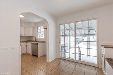 1769 Harding Dr, Wickliffe, OH 44092 - photo 5