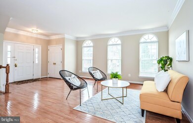 42906 Overly Square, Chantilly, VA 20152 - photo 3