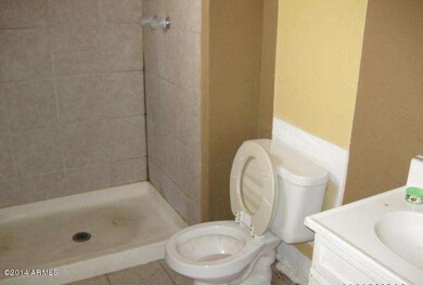 2915 N 79th Dr, Phoenix, AZ 85033 - photo 2