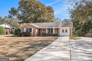 308 Moye St, Barnesville, GA 30204 - photo 2