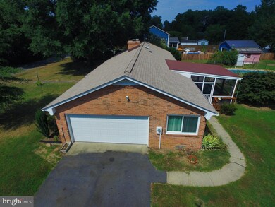 131 Riverview Cir, Colonial Beach, VA 22443 - photo 2