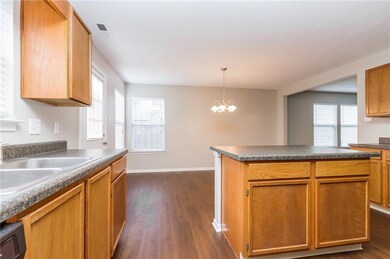 10236 Hatherley Way, Fishers, IN 46037 - photo 6