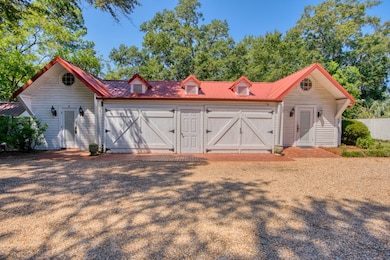 704 3rd St SW, Moultrie, GA 31768 - photo 4