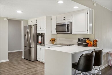 1306 Silent Grove Rd, Springdale, AR 72762 - photo 6