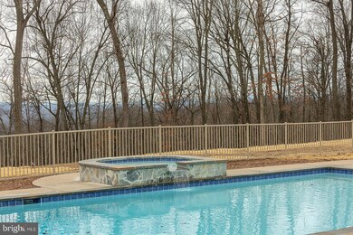 516 Reynolds Rd, Cross Junction, VA 22625 - photo 7