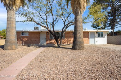2101 S Farwell Ave, Tucson, AZ 85711 - photo 4