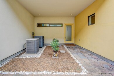 4213 Eigel St, Houston, TX 77007 - photo 5