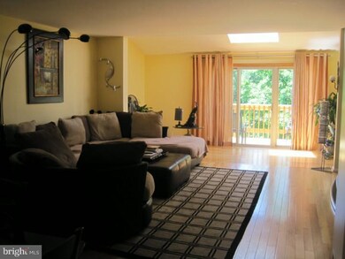 263 Leedom Way unit 98, Newtown, PA 18940 - photo 4