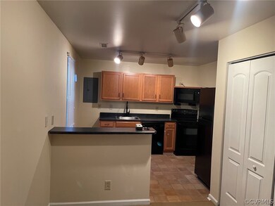 1508 Villa Terrace unit B, Charlottesville, VA 22903 - photo 7