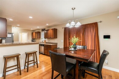 917 F Ave NW, Cedar Rapids, IA 52405 - photo 7