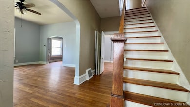 725 W 4th St, Sedalia, MO 65301 - photo 3