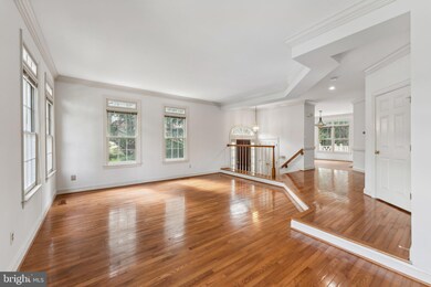 3916 Barcroft Mews Ct, Falls Church, VA 22041 - photo 5