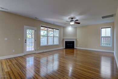 433 Chablis Way Wilmington NC-large-006-