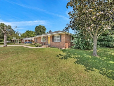 706 Meadowview St, Athens, AL 35611 - photo 3