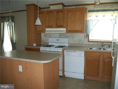 172 Liberty Cir, Hereford, PA 18056 - photo 6