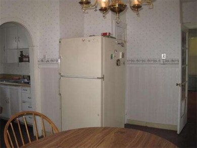 147 Lake Ave, Worcester, MA 01604 - photo 4