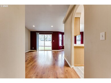 965 Greenwich Ave, Eugene, OR 97404 - photo 7