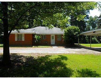 240 Leonard Dr, Pineville, LA 71360 - photo 3