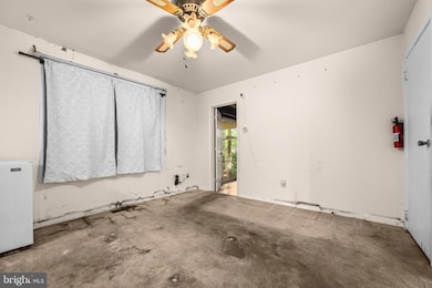 418 Patrick Ln, Herndon, VA 20170 - photo 6