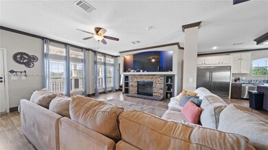 8012 Lake Hatchineha Rd, Haines City, FL 33844 - photo 5