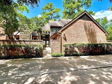 200 Sugarberry Cir, Houston, TX 77024 - photo 4