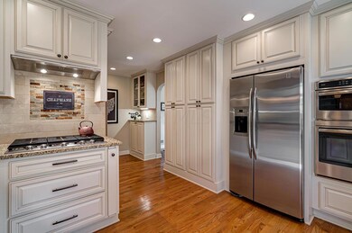 2547_BERWYN_RD-28