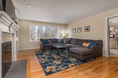 04-Living Room 1