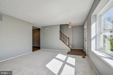 9342 Cross Timbers Ct, Laurel, MD 20723 - photo 4