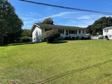 2005 Piney Point Rd, Troy, NY 12180 - photo 3