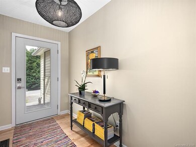 61 Forest Lake Dr, Asheville, NC 28803 - photo 3