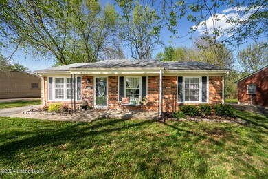 9107 Lantana Dr, Louisville, KY 40229 - photo 2
