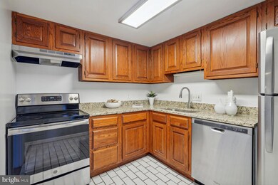 1313 Vermont Ave NW unit 20, Washington, DC 20005 - photo 7