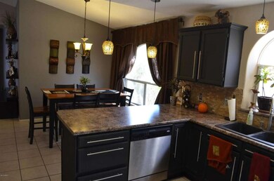 837 S Cancun Dr, Gilbert, AZ 85233 - photo 2