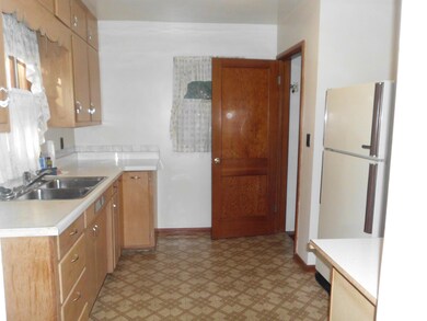 Kitchen 4