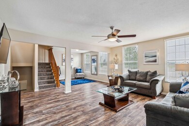 14-web-or-mls-8208-wyncrest
