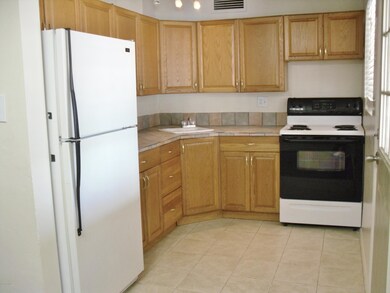 Kitchen - 27th St