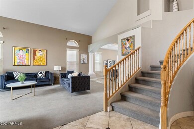 06-Entry & Formal Living Room