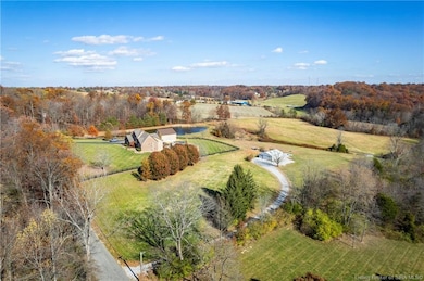 8840 Atkins Rd, Floyds Knobs, IN 47119 - photo 2