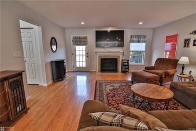 2050 Rolling Meadow Dr, Macungie, PA 18062 - photo 7