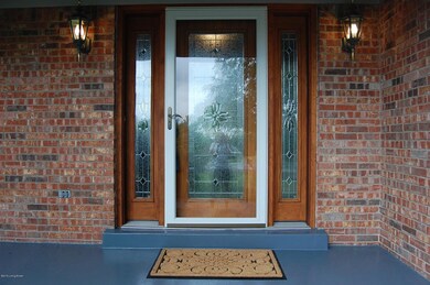 5511 Cumnock Rd, Louisville, KY 40291 - photo 2