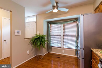 3742 Angelton Ct, Burtonsville, MD 20866 - photo 7