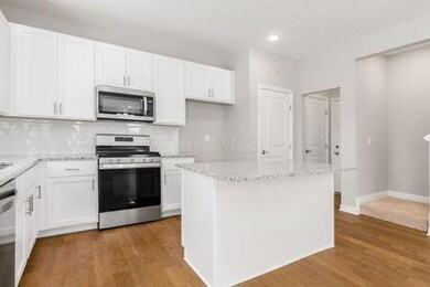 Cloverly B - Kitchen - 6