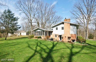 856 Forest Rd, Chambersburg, PA 17202 - photo 3