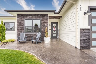 760 S Perry Ave, East Wenatchee, WA 98802 - photo 4