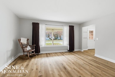 4220 E Surrey Ln, Fort Gratiot Township, MI 48059 - photo 6