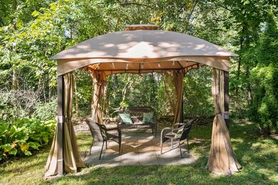 73 Beaver St, Milford, MA 01757 - photo 6