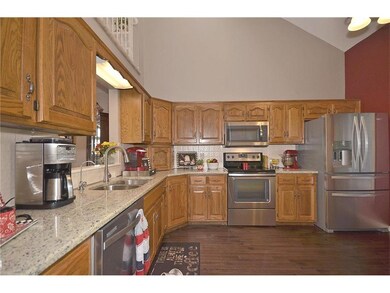 Wow...look at this beautiful updated kitchen compl