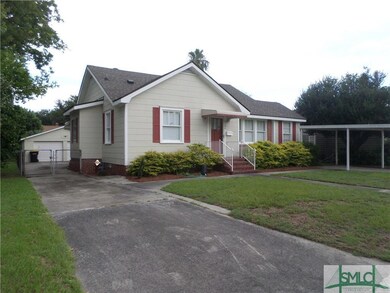 Side with double gates