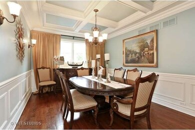 147 N Walnut St, Elmhurst, IL 60126 - photo 4