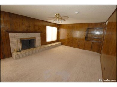 10833 Sombra Verde Dr, El Paso, TX 79935 - photo 5